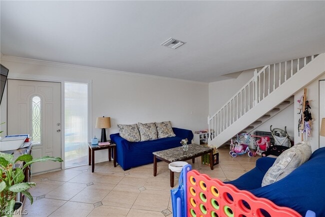 Building Photo - 3265 Royal Canadian Trace