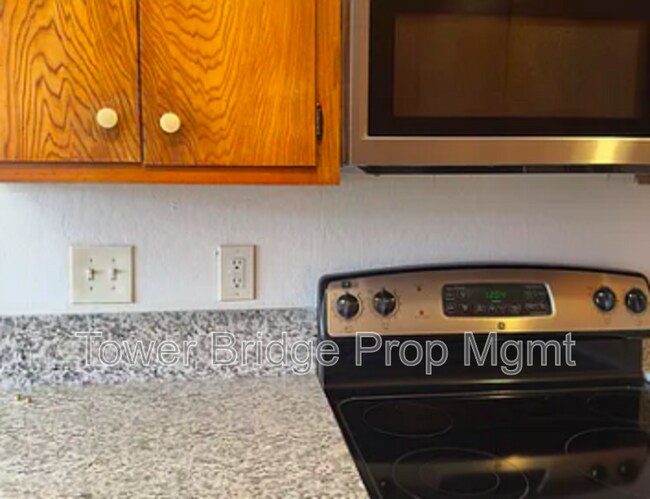 Building Photo - 1724 Wright St