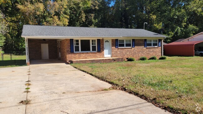 Building Photo - 4208 Greenhaven Ln
