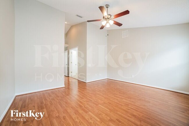 Building Photo - 10515 Goldwater Ln