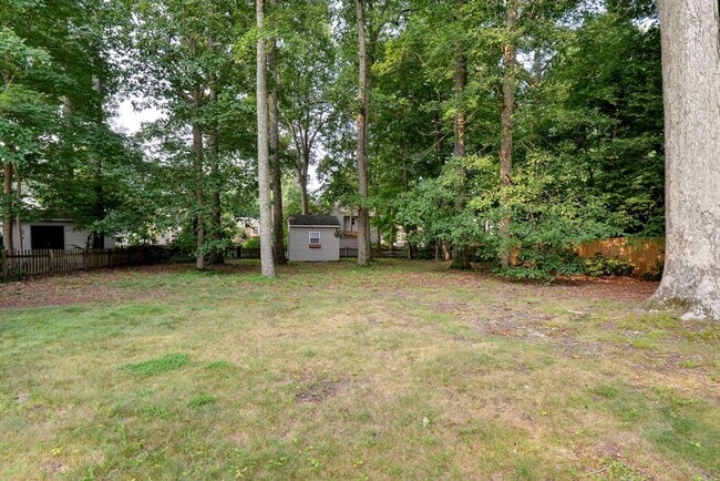 Building Photo - Lovely home in Woods of Tabb