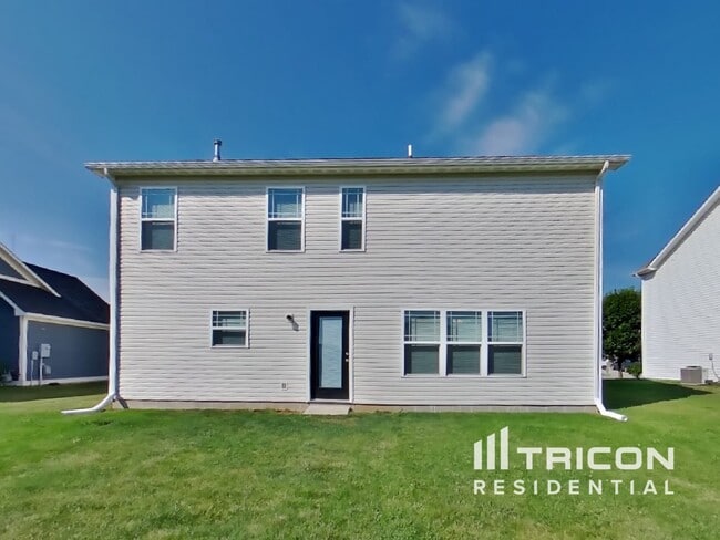 Building Photo - 718 Jefferson Park Dr