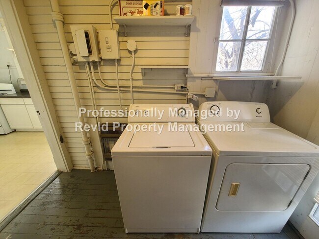 Building Photo - First Month Free on a 13-Month Lease