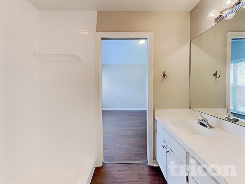 Building Photo - 4514 Cabbage Palm Dr