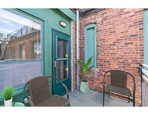 Building Photo - 755 Boylston St