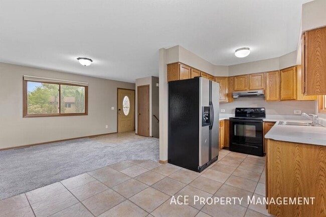 Building Photo - 7603 Dorothy Dr