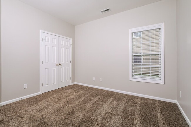 Building Photo - 2202 King Malcolm Ln