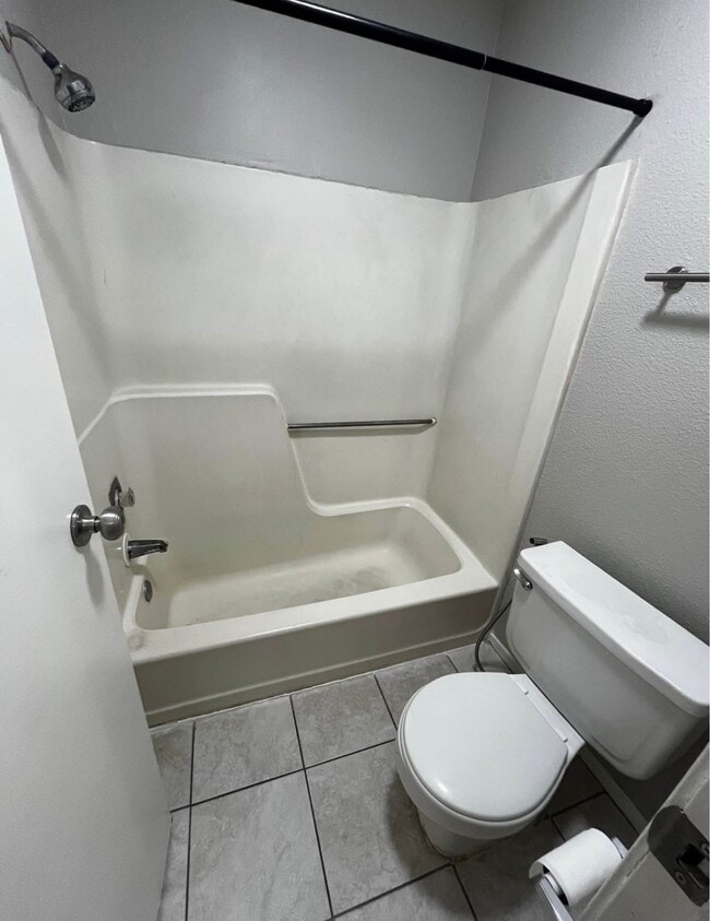 Building Photo - 12118 W Bellfort Ave