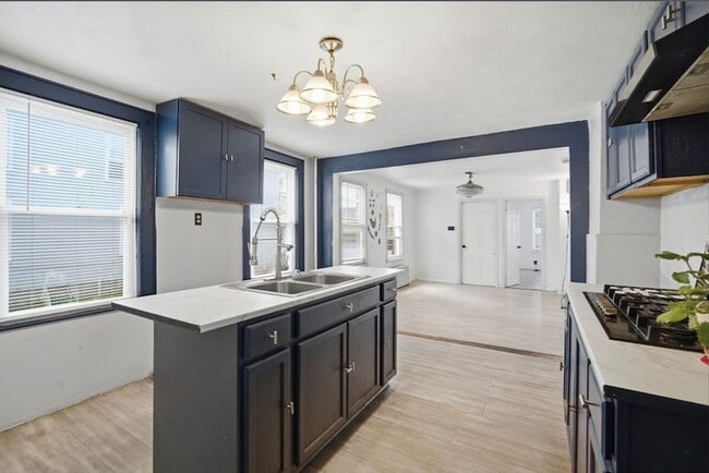 Building Photo - 53 Fremont St