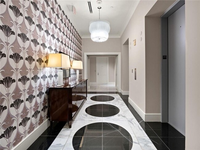 Building Photo - 3376 Peachtree Rd NE