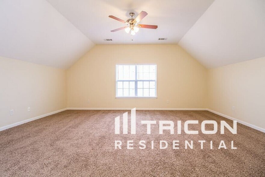 Building Photo - 100 Havenwood Ct