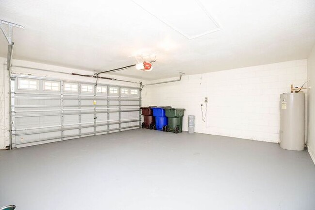 Building Photo - Single family home in Keystone Pointe, St....