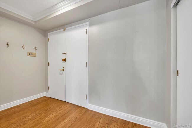 Building Photo - 100 Cutter Mill Rd