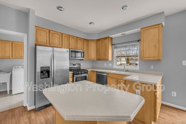 Building Photo - 43654 Kenai Ct