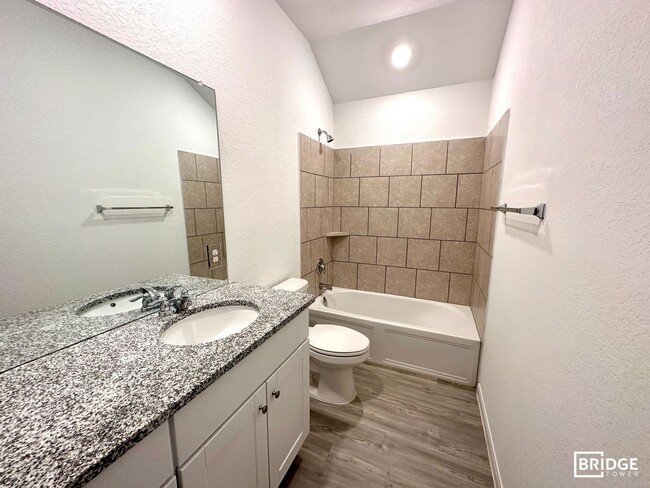 Building Photo - 1228 Treehouse Ln