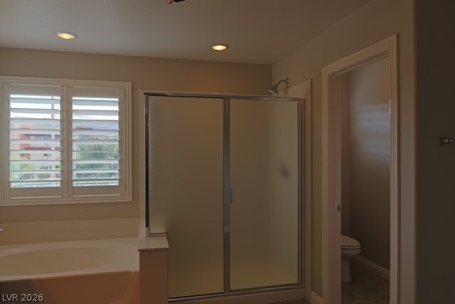 Building Photo - 531 Signal Peak St