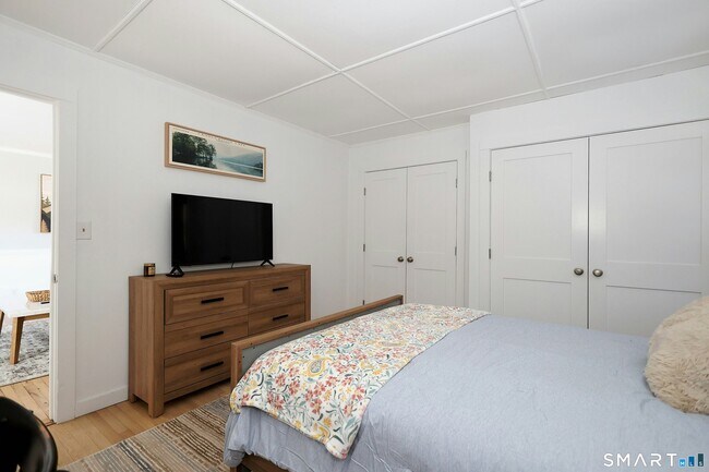 Building Photo - 6 Indian Ave