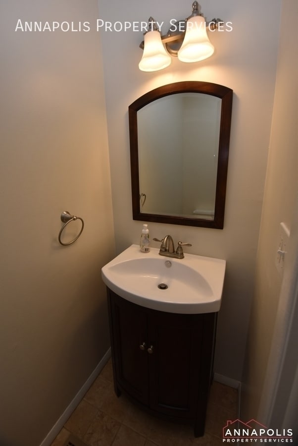 Building Photo - 1673 Forest Hill Ct