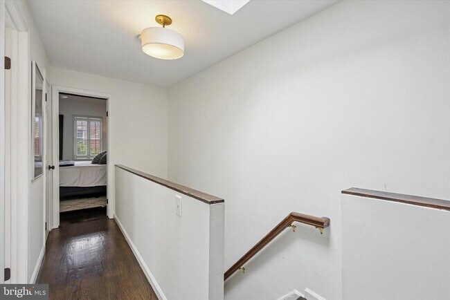Building Photo - 2222 Kater St