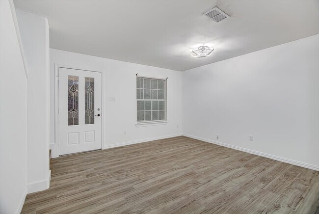 Building Photo - 3107 Rendezvous Ct