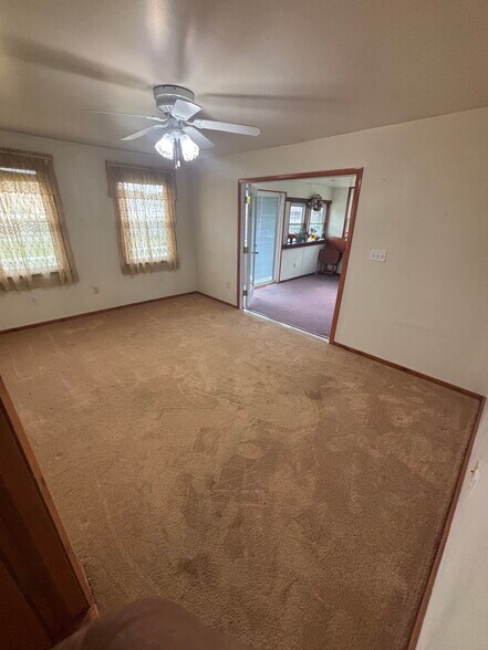 Building Photo - 225 Fairhaven Dr