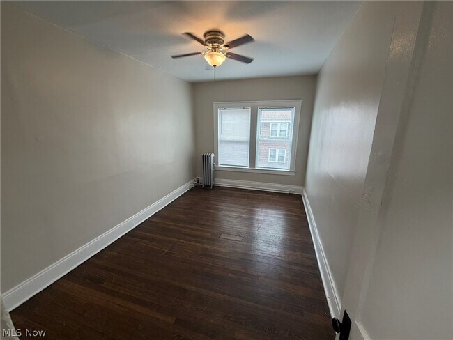 Building Photo - 3186 Euclid Heights Blvd