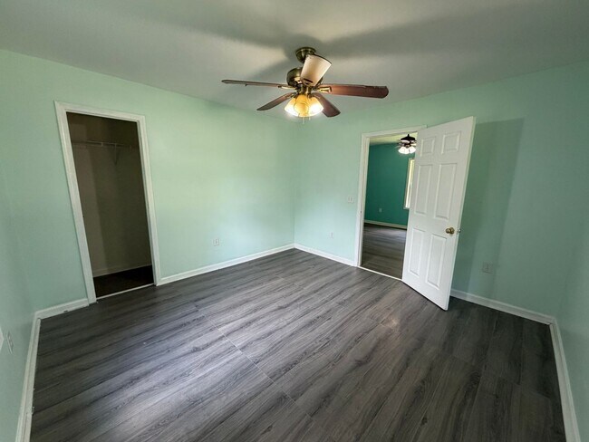 Building Photo - 1517 Welch Way