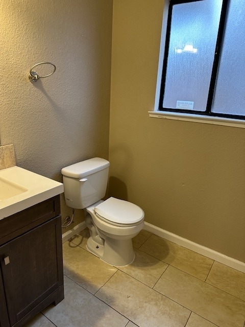 Building Photo - Modesto, 4 Bedroom 2.5 Bathroom Home