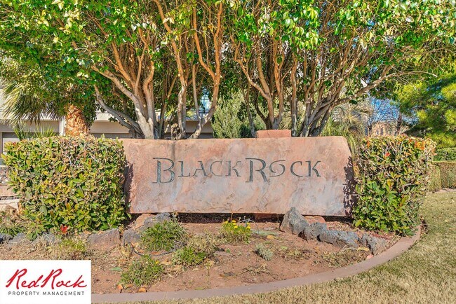 Building Photo - Remarkable 3 Bedroom Condo Next to Sunbroo...