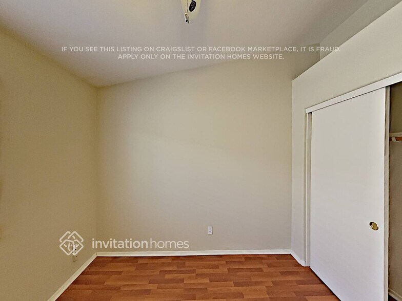 Building Photo - 1896 S Pinto Dr