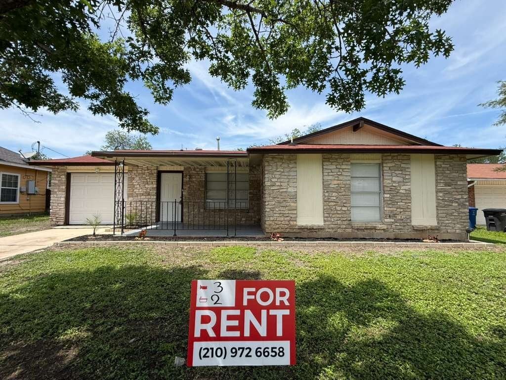 Building Photo - 7819 Quirt Dr