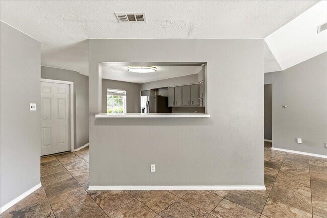 Building Photo - 19438 Cypress Flower Dr