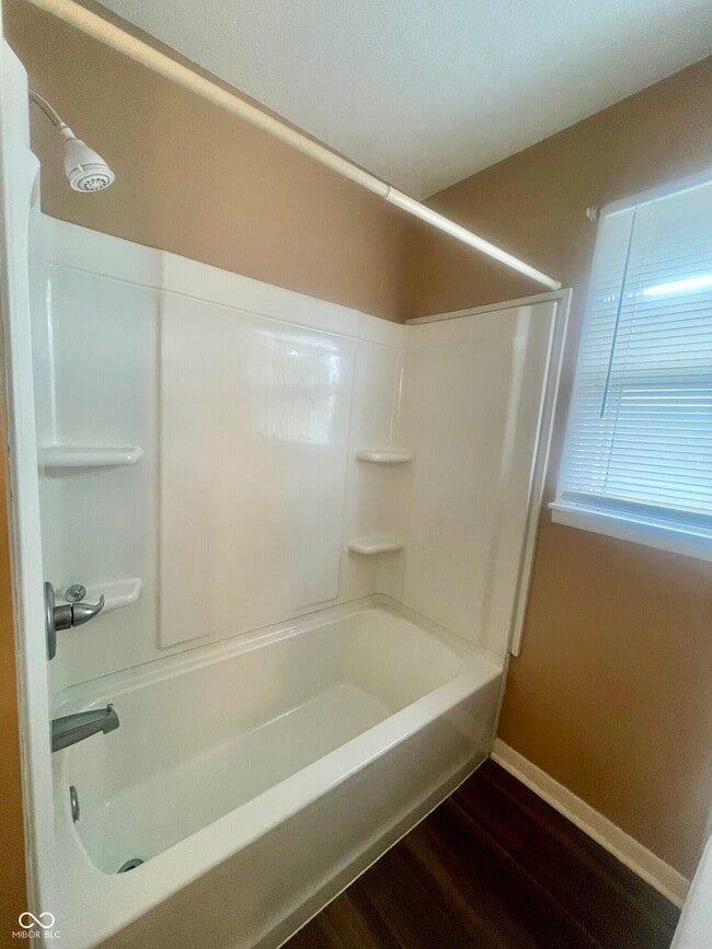 Building Photo - 3110 W Cypress Dr