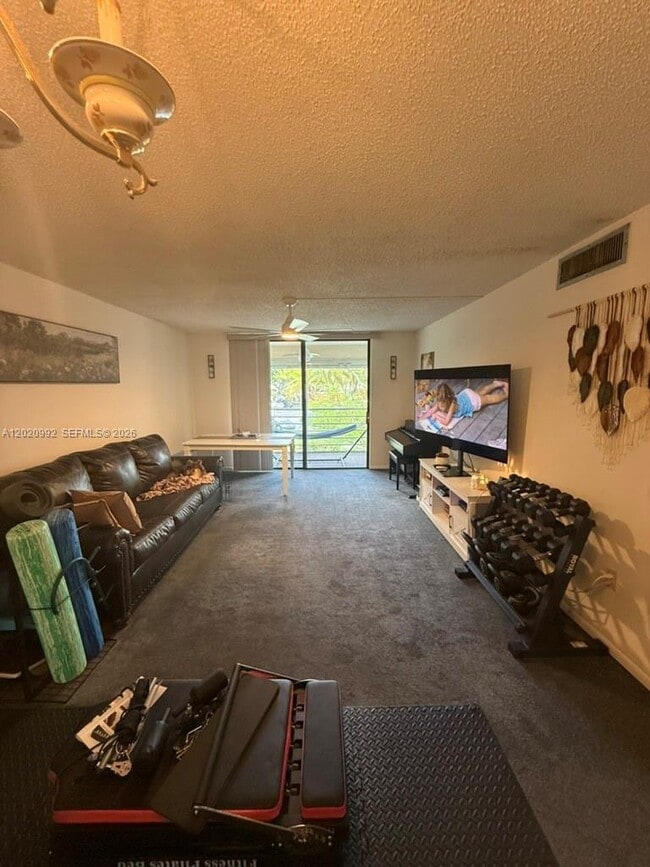 Building Photo - 1810 SW 81st Ave