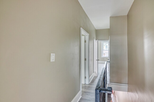 Building Photo - 4834 Olive St