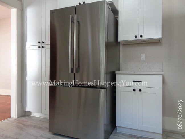 Building Photo - 2160 Trade St SE