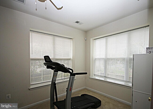 Building Photo - 5525 Lanier Ave