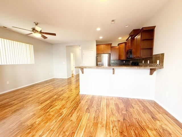 Building Photo - 275 NE Miramar Cir