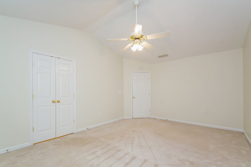 Building Photo - 1127 Dunedin Trail