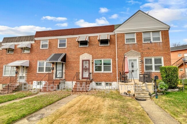 Building Photo - 4310 Roberton Ave