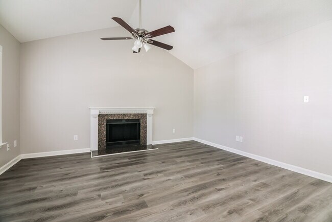 Building Photo - 4304 Candle Ct