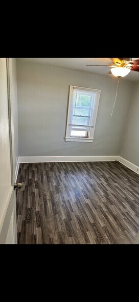 lower unit bedroom #1 - 1229 Terrace Ave