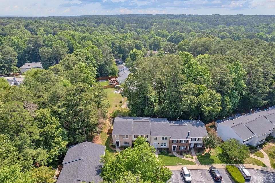 Building Photo - 7732 Crown Crest Ct