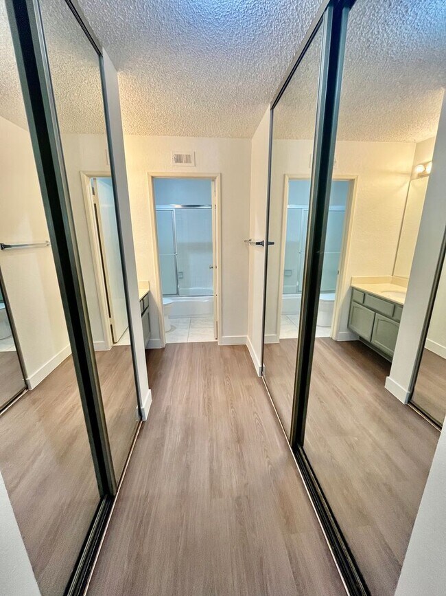 Building Photo - 3516 Seahorn Cir