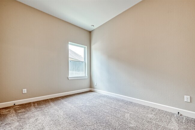 Building Photo - 610 Vineyard Hollow Ct