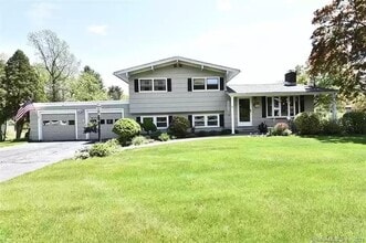 Building Photo - 21 Mcdermott Cir