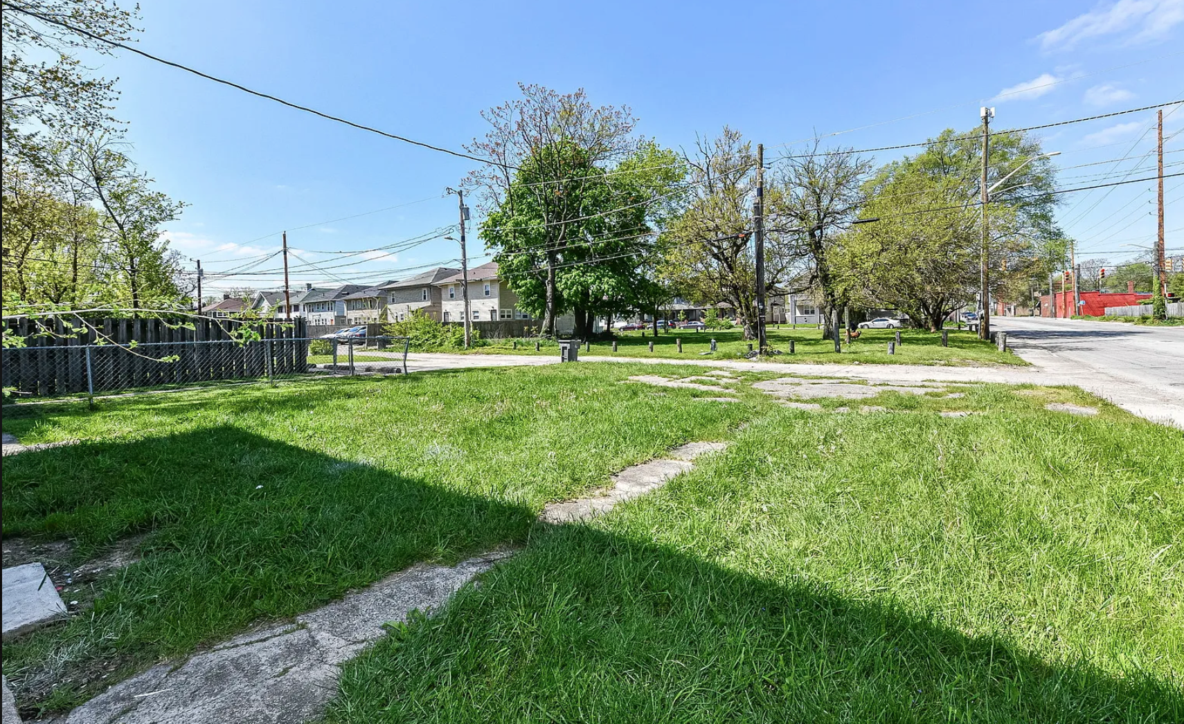 Back yard to be fenced in - 2960 N Park Ave