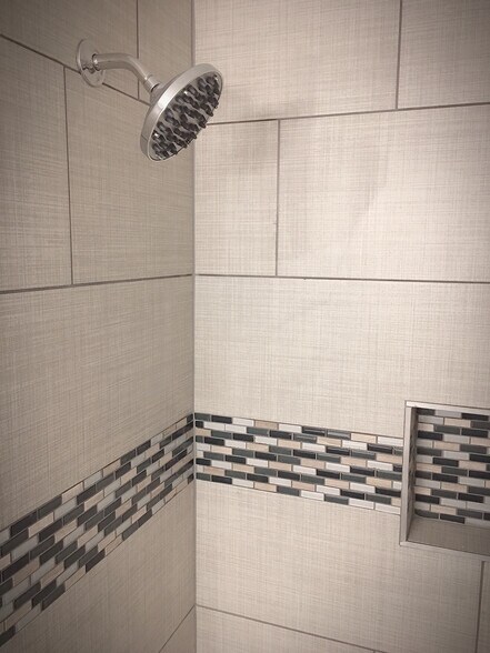 Shower - 7542 E 28th St