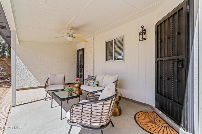 Building Photo - 12120 Desert Quail Ave