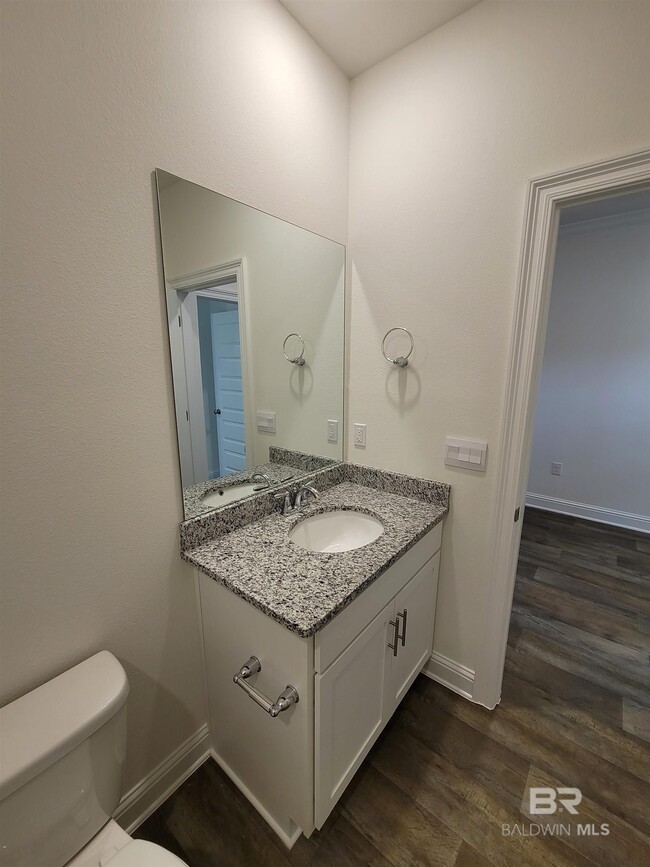 Building Photo - 14630 Dayton Cir